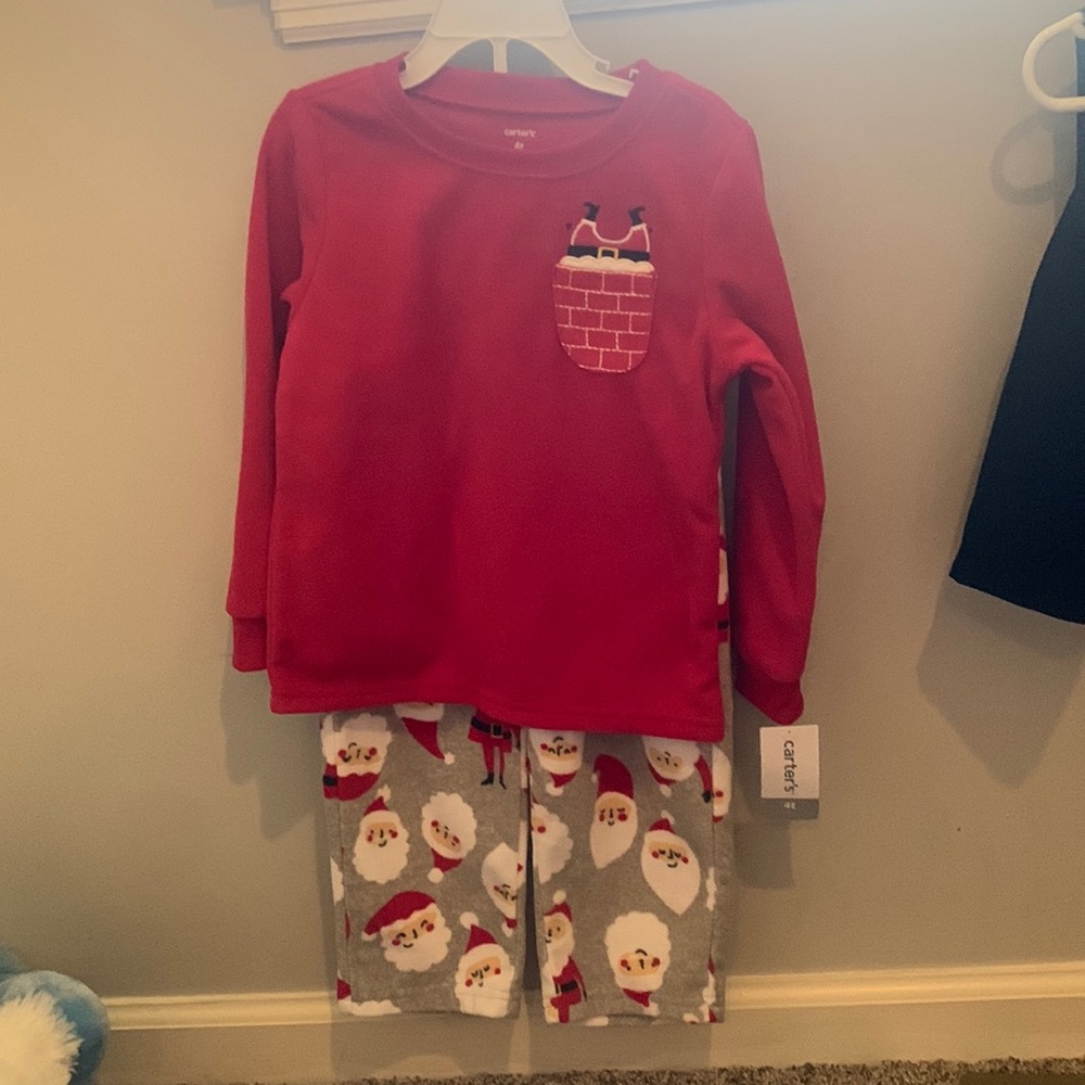 Carter’s 4t Pajama’s New tag still on